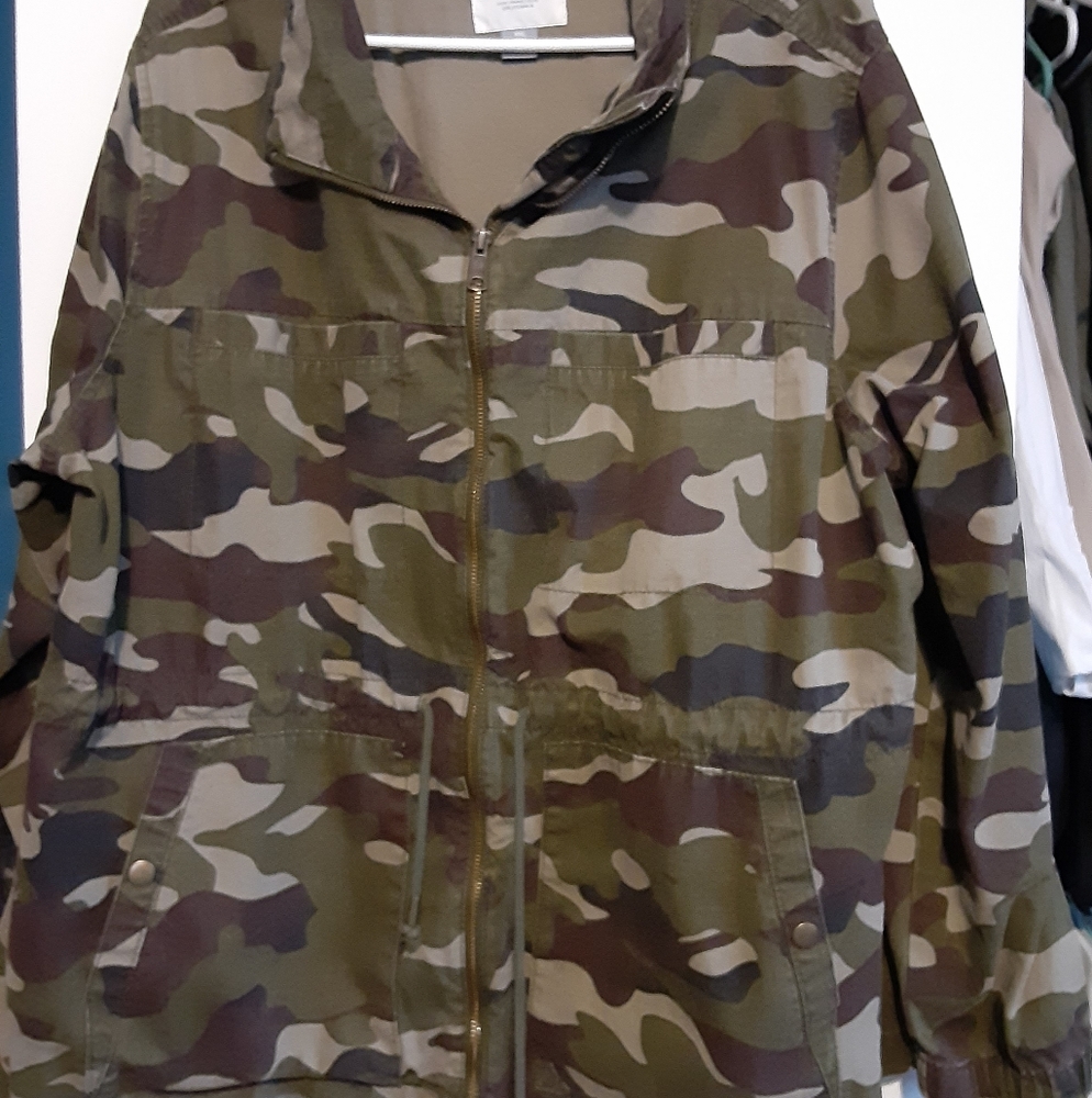 Xxl Old navy Camo jacket